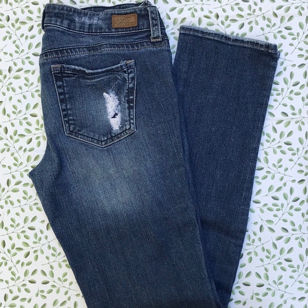 Refuge Ripped Jean